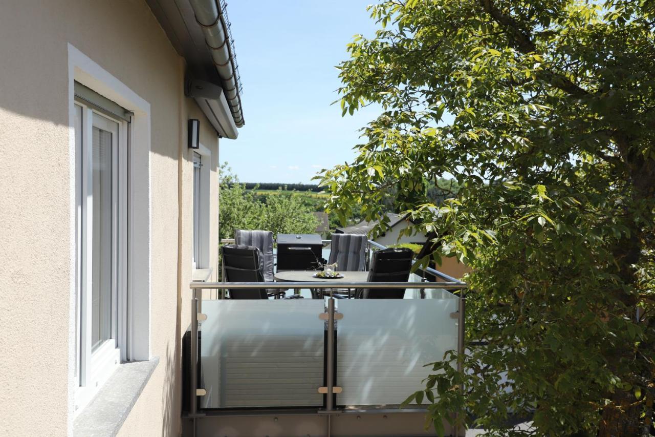 Kleine-Eifel-Auszeit Apartment Hambuch Bagian luar foto